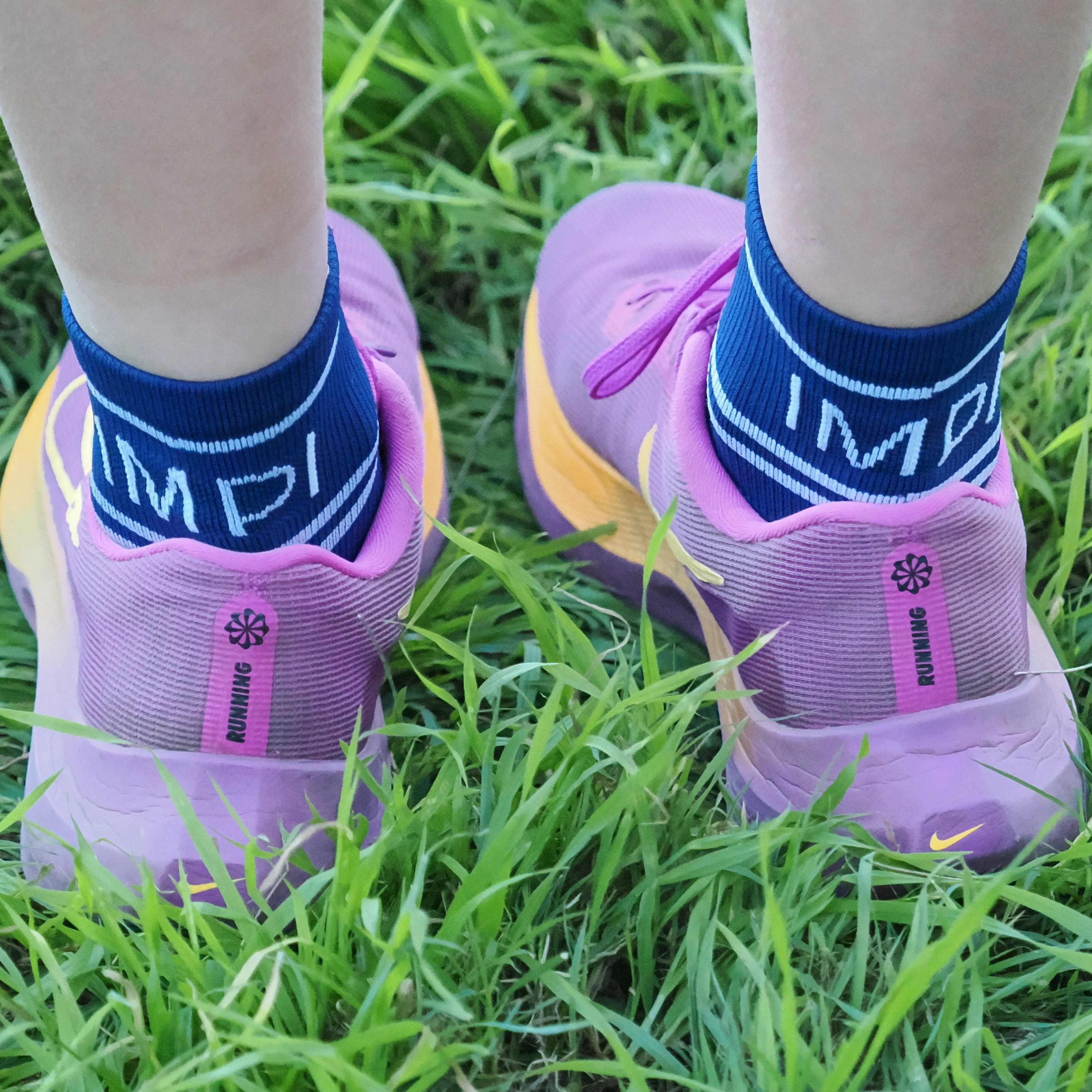 IMPI Shorter Crew Socks - Navy/White