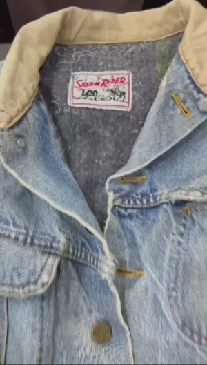 Lee Wrangler and Other Mix Brands Vintage Denim Jackets - 30 pieces